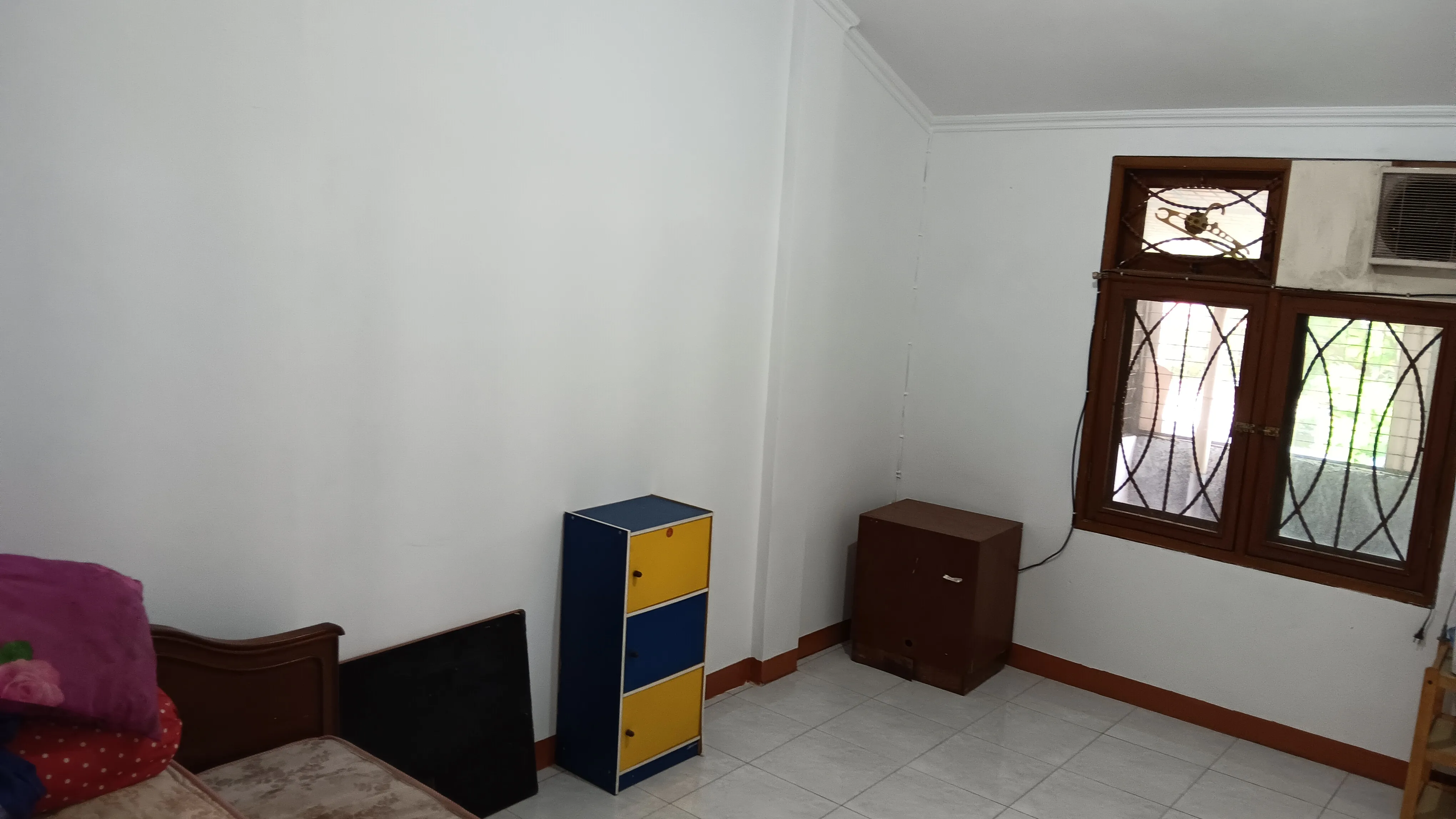 Kamar tidur kedua di lantai 2