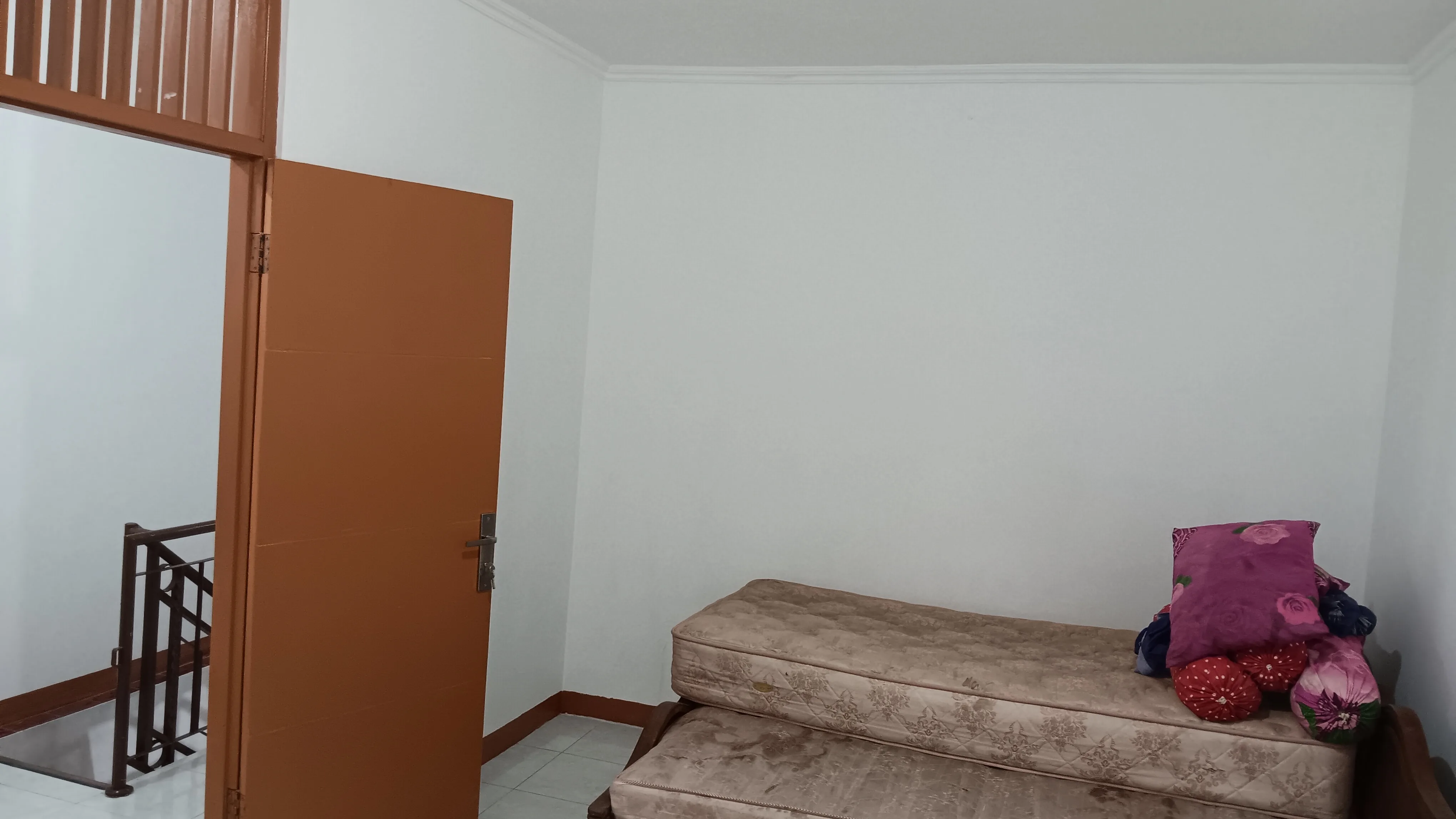 Sudut lain kamar tidur kedua di lantai 2